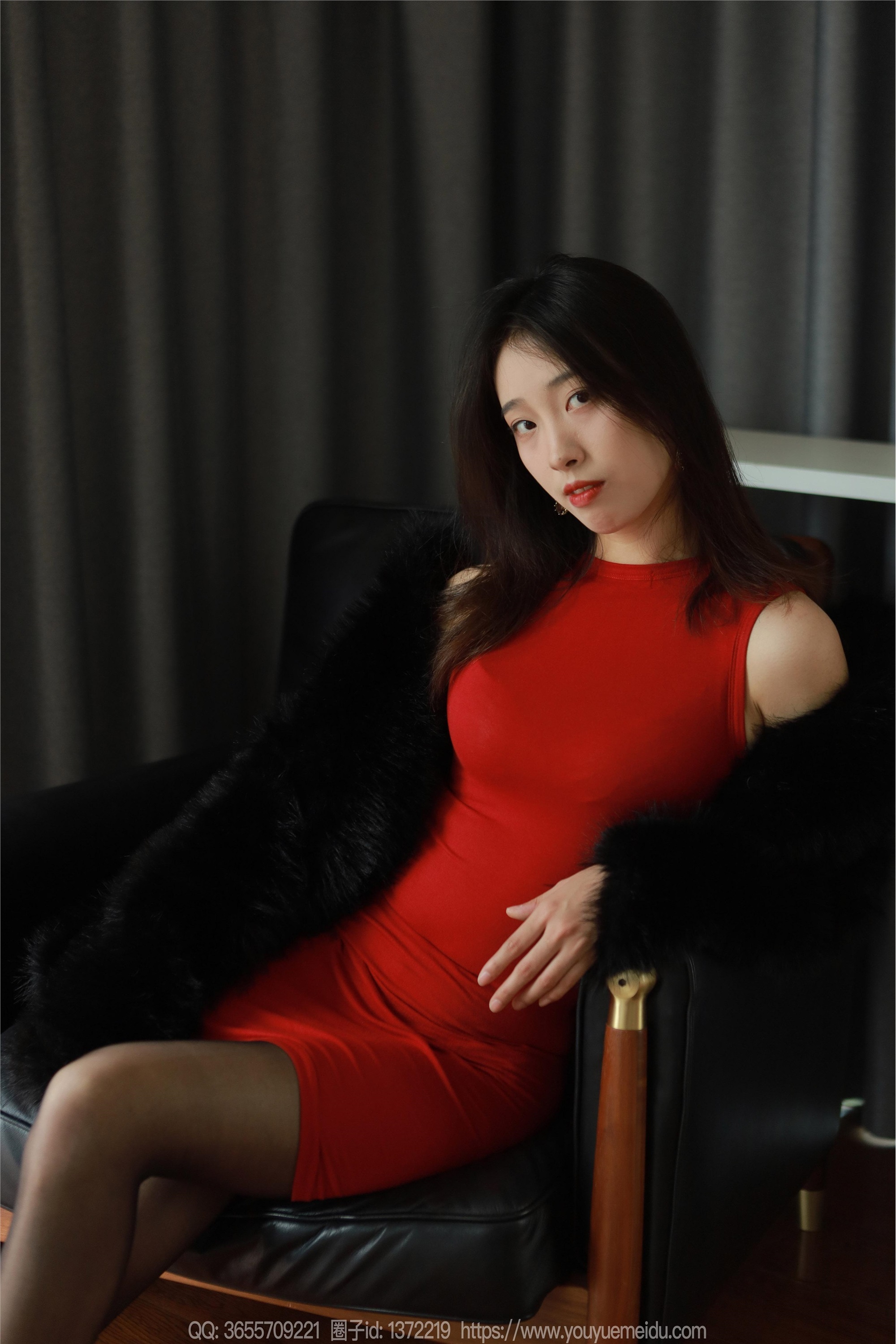 IESS异思趣向  2024.01.25 丝享家 1647 小九《红色包臀裙（上）》